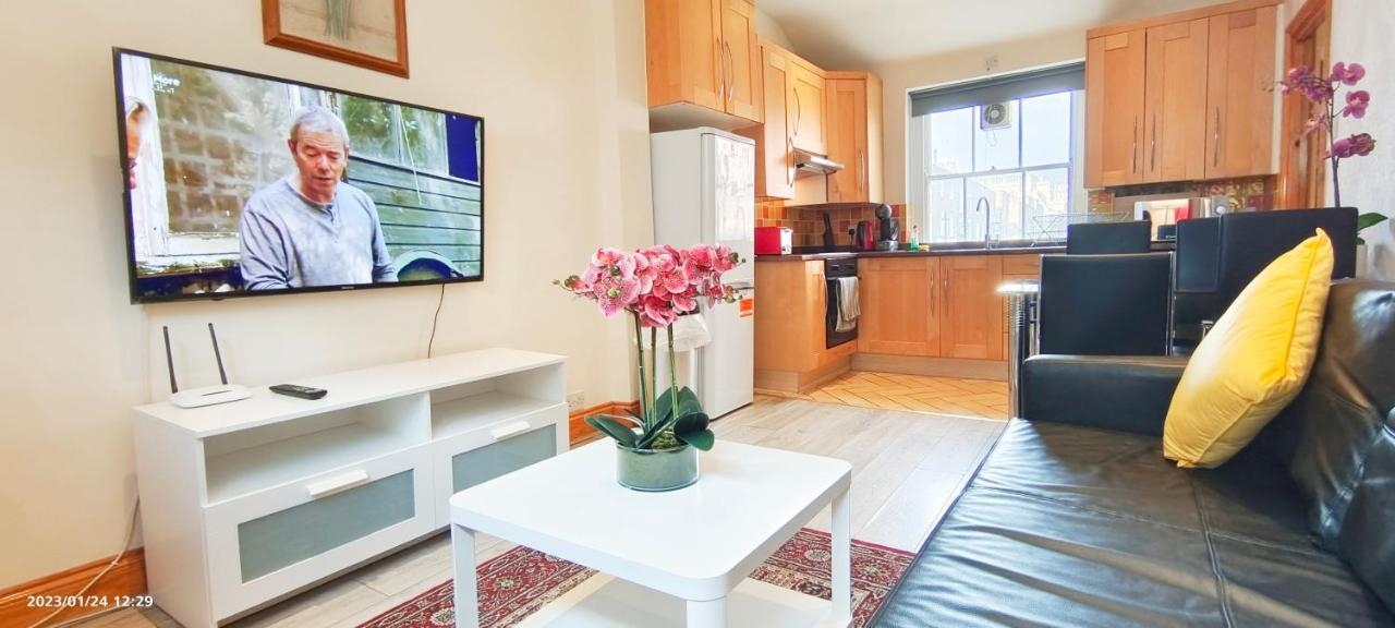 Flat 2, 6 Tauton Mews In Marylebone Apartment London Exterior photo